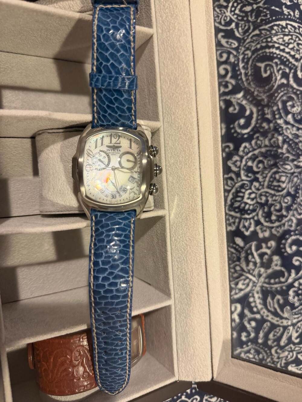 Invicta Lupah Dragon Swiss Chronograph White Mother of Pearl Dial Watch 2498 - Picture 3 of 6